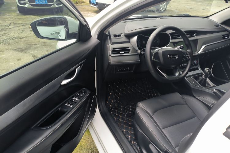 吉利汽车 帝豪 2021款 UP 1.5L 手动豪华型中控内饰20