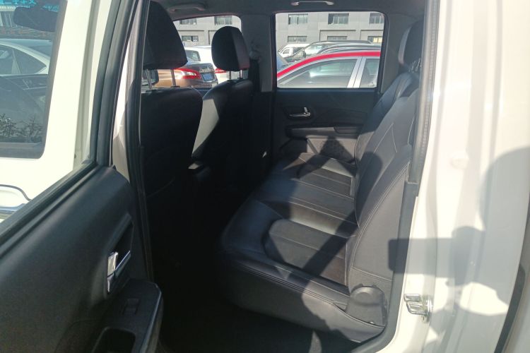 长城 风骏5 2017款 2.4L欧洲版汽油两驱进取型大双排4G69S4N中控内饰7004