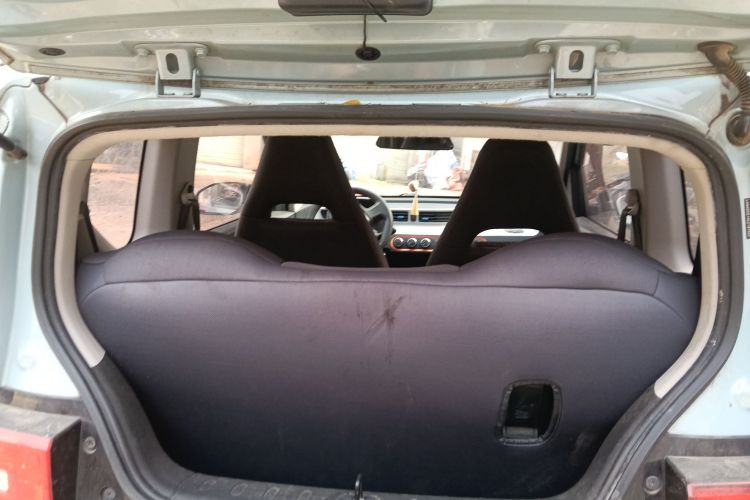 五菱汽车 宏光MINIEV 2020款 自在款 三元锂机舱底盘23