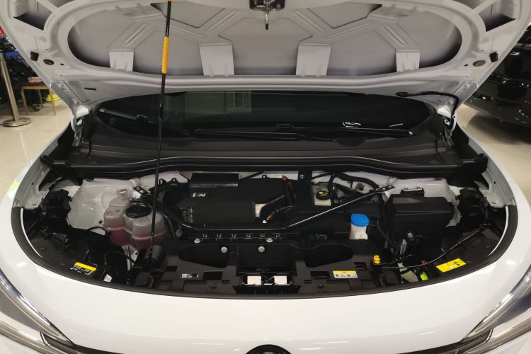 大众 ID.4 X 2023款 纯净智享版机舱底盘24