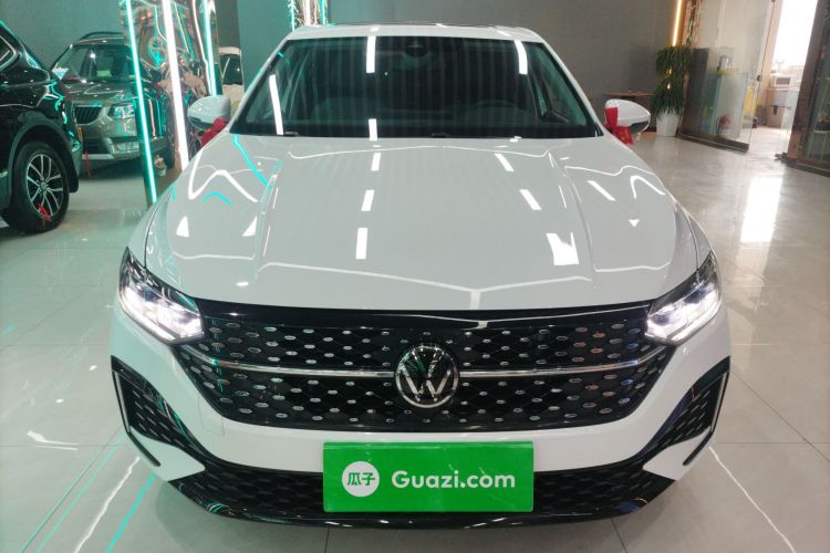 大众 朗逸 2024款 1.5L 自动星空五百万版车身外观2