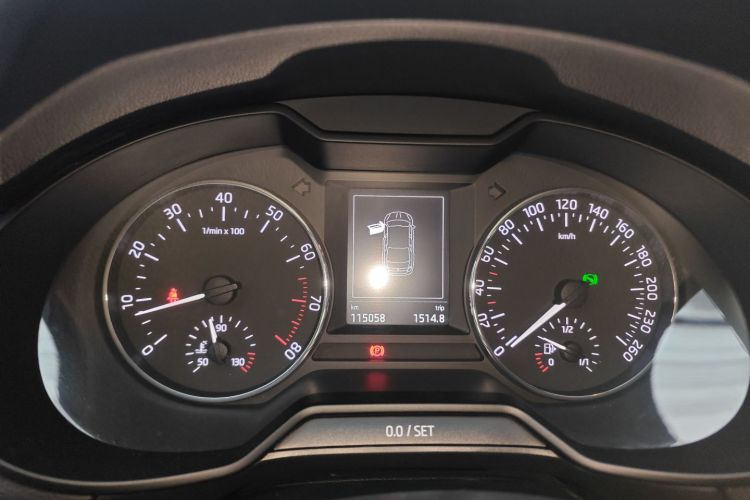 斯柯达 明锐 2017款 1.6L 自动智行版中控内饰14