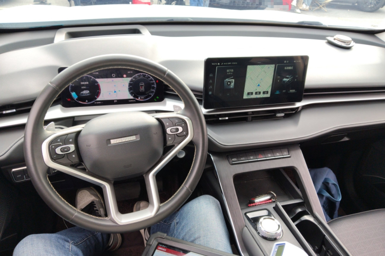 哈弗H6 2021款 第三代 2.0T 自动四驱Supreme+中控内饰12