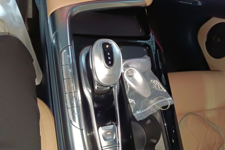 岚图汽车 岚图FREE 2022款 四驱超长续航纯电版中控内饰18