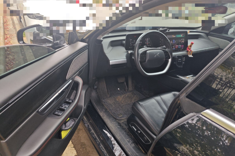 小鹏P7 2022款 586G中控内饰20