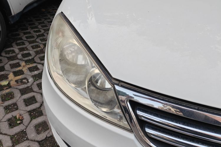 大众 朗逸 2011款 1.6L 自动品雅版车身外观6006