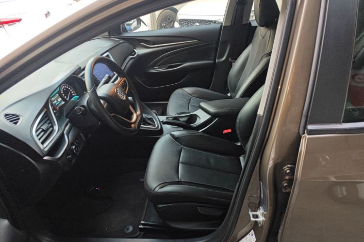 别克 英朗 2015款 15N 自动豪华型中控内饰19