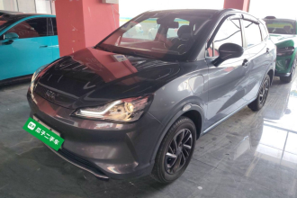 哪吒汽车 哪吒V 2022款 潮 300 Lite 磷酸铁锂