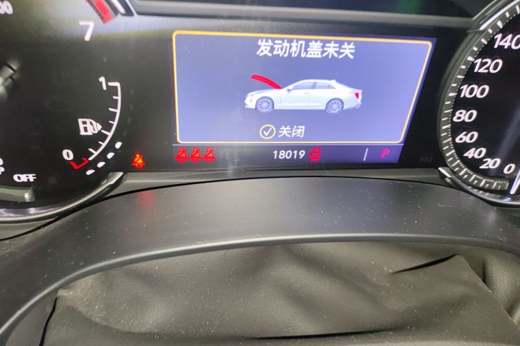 凯迪拉克CT4 2021款 28T 豪华型中控内饰15