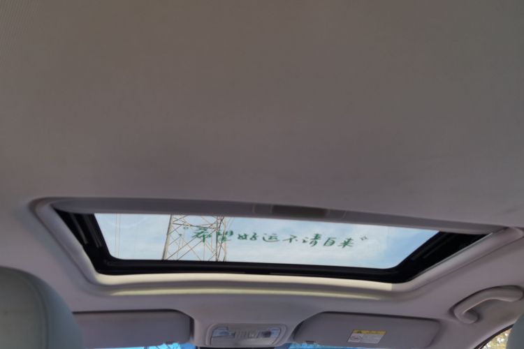 北京汽车 北京EU5 2018款 R550 智潮版中控内饰22