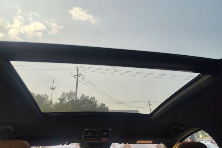 蔚来ES8 2020款 415KM 签名版 六座版中控内饰22