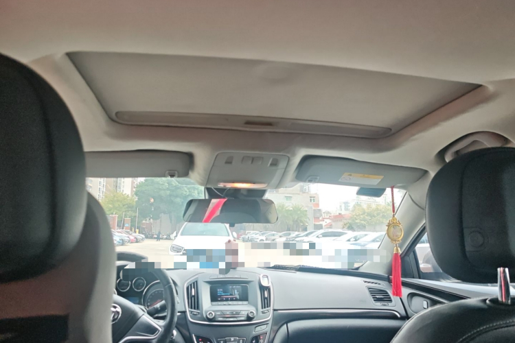 别克 君威 2014款 1.6T 时尚技术型中控内饰22