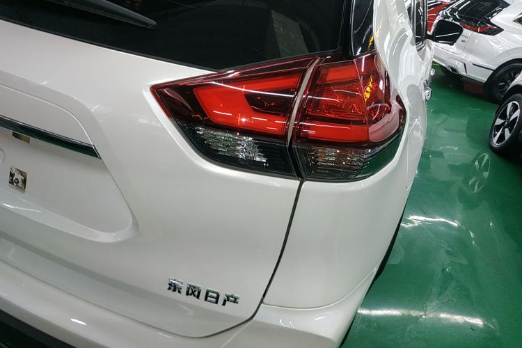 日产 奇骏 2021款 2.5L CVT 4WD XL ITS豪华纪念版车身外观6006