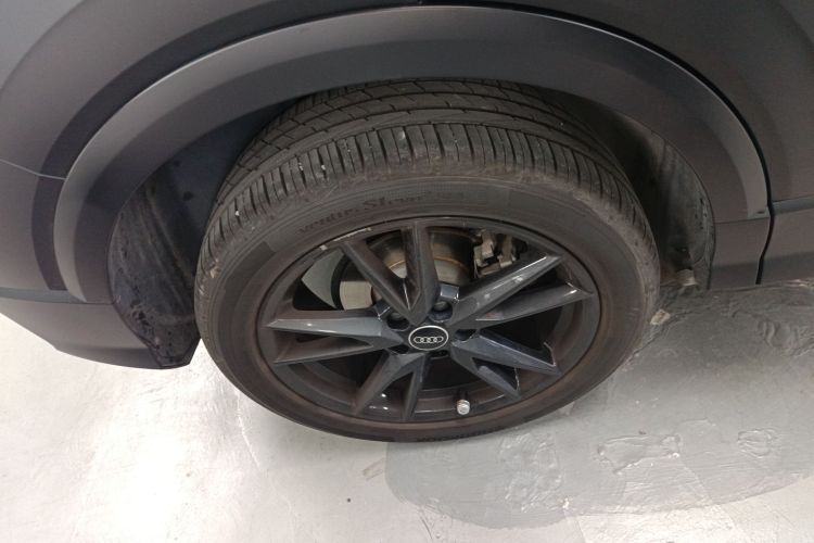 奥迪Q2L 2022款 35 TFSI 进取动感型车身外观6008