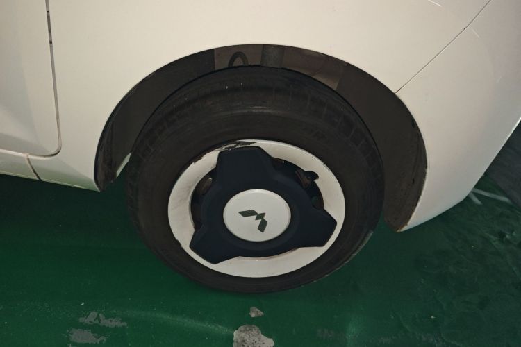 五菱汽车 宏光MINIEV 2022款 自在款 磷酸铁锂车身外观6007