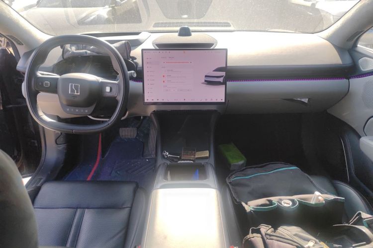 极氪007 2024款 后驱增强版 100kWh中控内饰7002