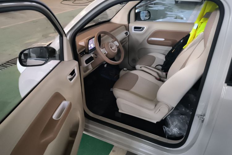 五菱汽车 宏光MINIEV 2024款 第三代 215km 青春版中控内饰20