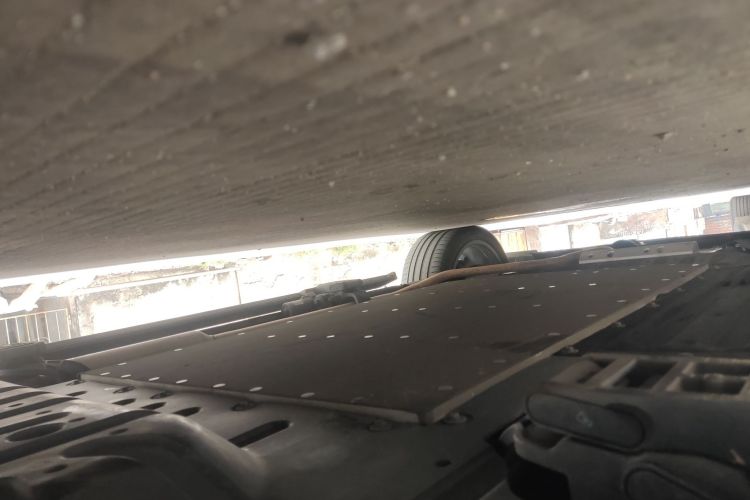 理想汽车 理想L9 2022款 Max局部细节9003