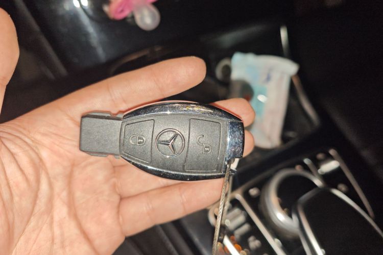 奔驰GLC 2016款 GLC 200 4MATIC中控内饰11