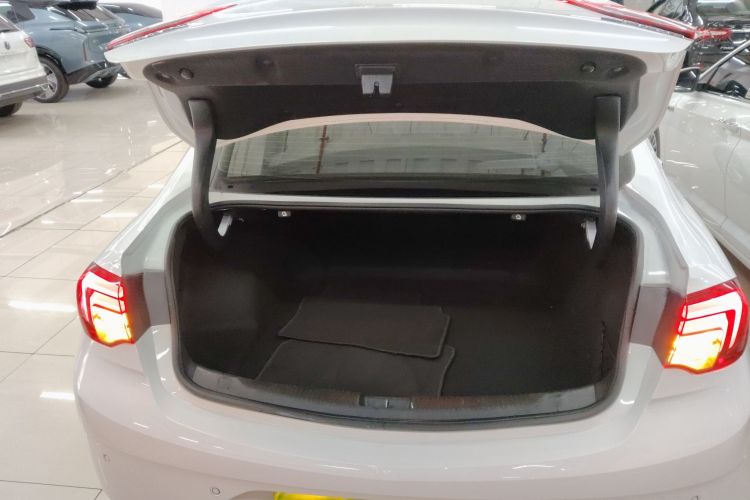 别克 君威 2019款 20T 豪华型 国VI局部细节23