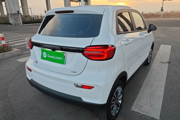 零跑汽车 零跑T03 2024款 310舒享版车身外观7