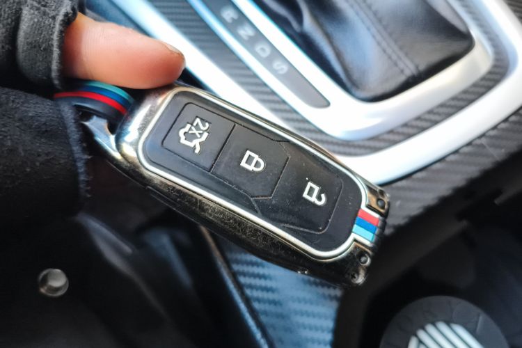 福特 锐界 2015款 2.0T GTDi 两驱豪锐型中控内饰11