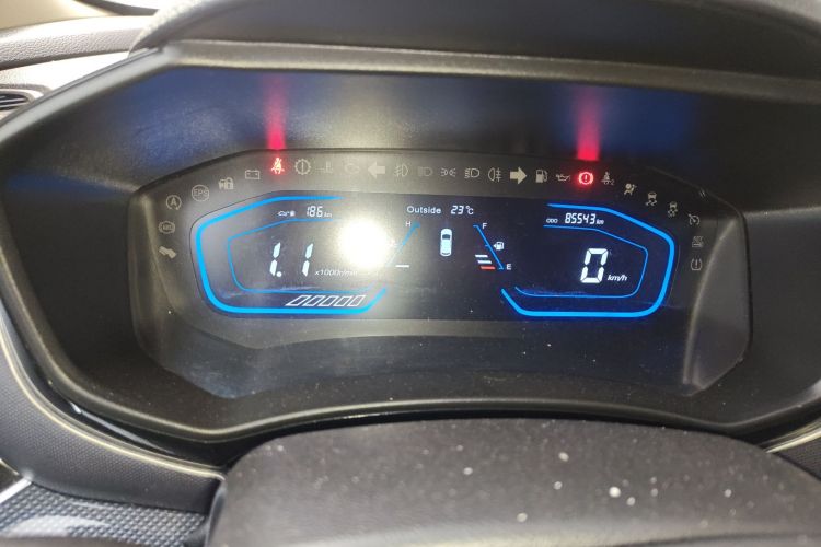 长安欧尚A800 2017款 1.6L 手动标准型中控内饰14