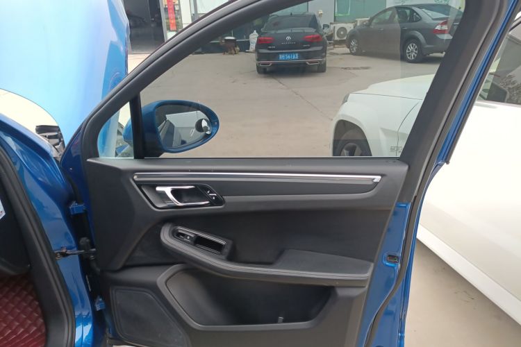 保时捷 2016款 Macan 2.0T中控内饰7005