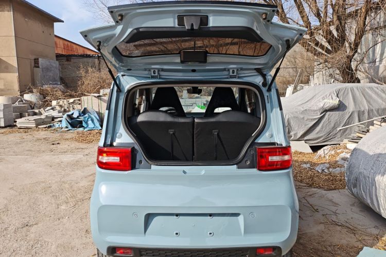 五菱汽车 宏光MINIEV 2022款 自在款 磷酸铁锂机舱底盘23