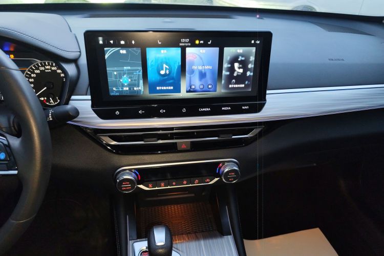 日产 天籁 2022款 2.0T XL 进享版中控内饰16