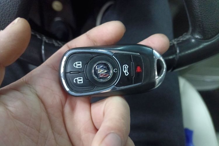 别克GL8 2021款 陆上公务舱 652T 豪华型中控内饰7001