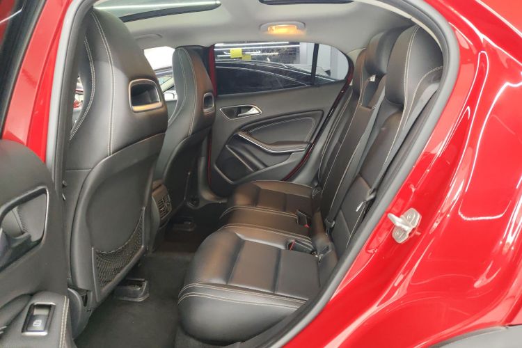 奔驰GLA 2016款 GLA 200 时尚型中控内饰7004