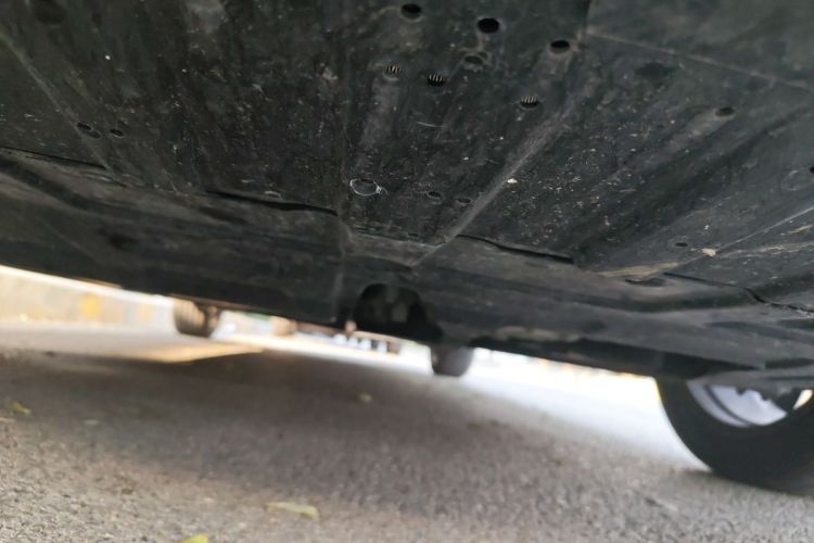 长安 逸动 2024款 1.5T GDI自动 尊贵型局部细节9008