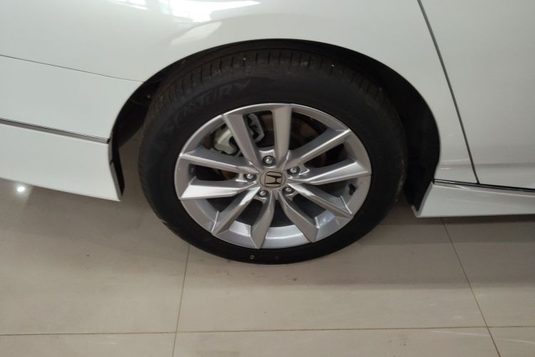 本田 雅阁 2022款 260TURBO 豪华版车身外观6008