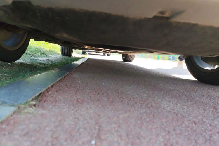 宝马X1 2012款 sDrive20i 领先型局部细节9008