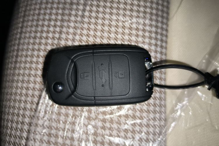 五菱汽车 宏光MINIEV 2025款 四门版 进阶款中控内饰7001