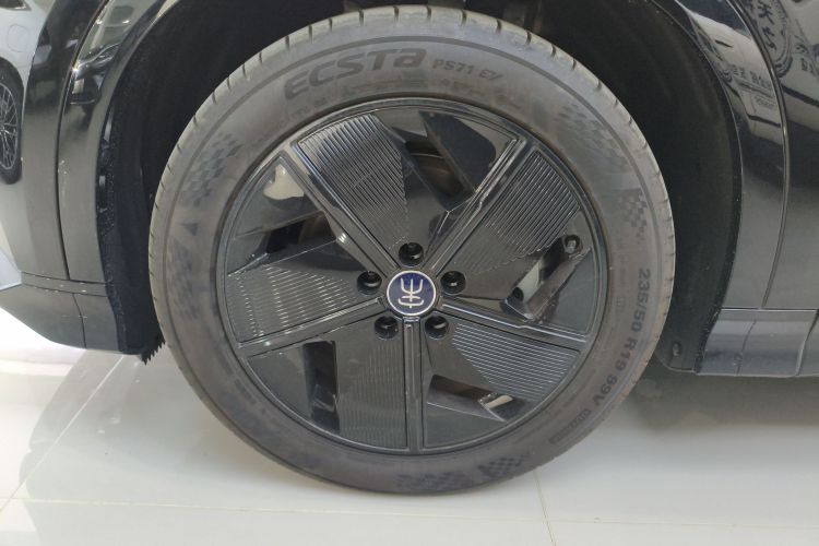 比亚迪 宋L EV 2025款 550km 卓越型车身外观6007