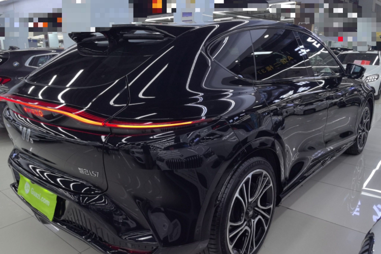 智己汽车 智己LS7 2025款 焕新版 Ultra车身外观6005