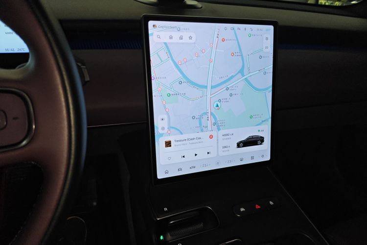 蔚来ET5 2022款 75kWh中控内饰16