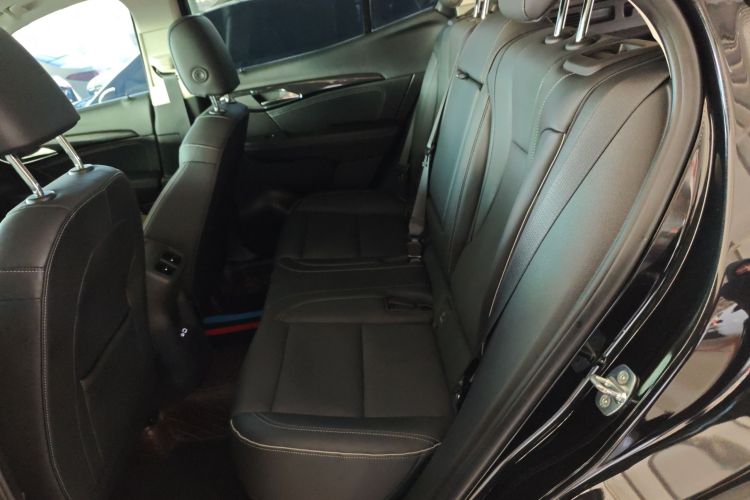 别克 2023款 昂科威S 552T 两驱豪华型中控内饰21