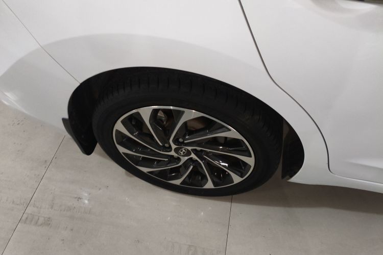 现代 领动 2020款 1.5L CVT智炫·精英型车身外观6008