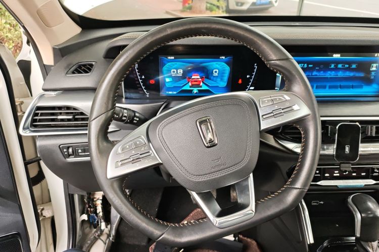 奔腾T77 2019款 230 TID 自动豪华型 国V局部细节13