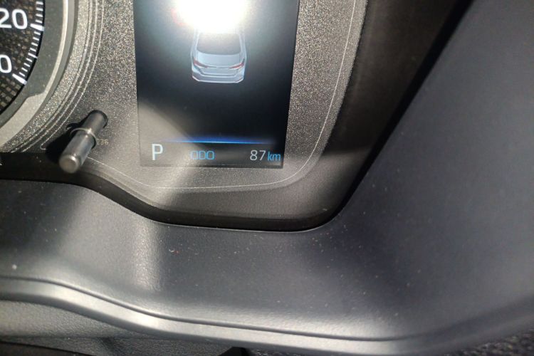 丰田 卡罗拉 2024款 1.2T 先锋版中控内饰15