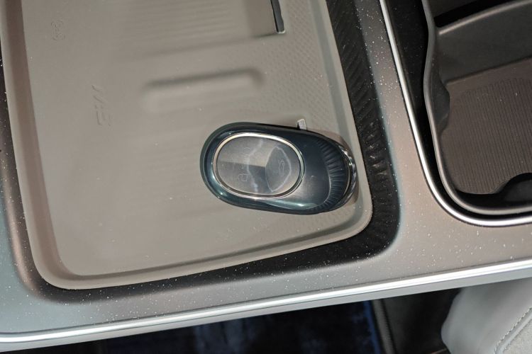 蔚来ET5T 2025款 冠军纪念版 100kWh Touring中控内饰11