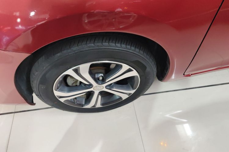 日产 骐达TIIDA 2019款 1.6L CVT智行版 国VI车身外观6007