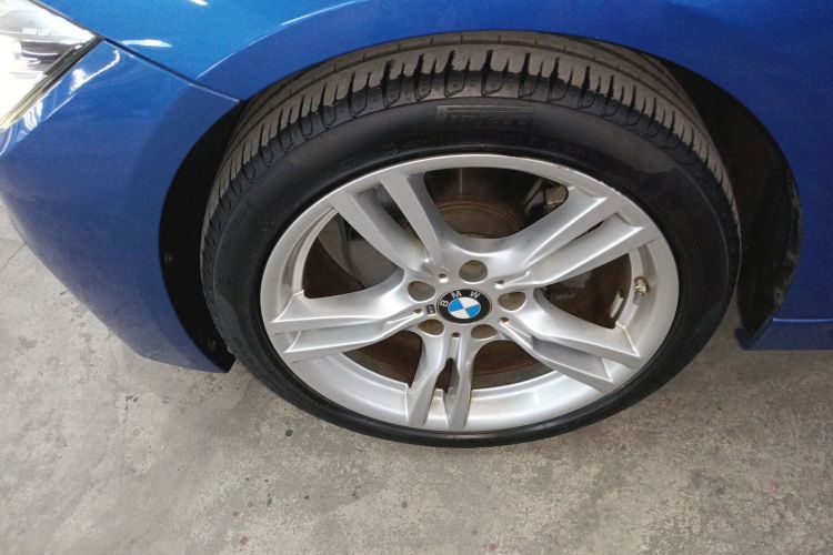 宝马3系 2017款 320Li M运动型车身外观6007