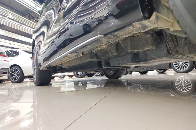 丰田 皇冠陆放 2024款 2.5L HEV四驱豪华版局部细节9002