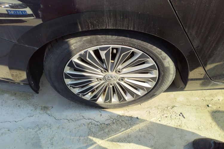 大众 朗逸 2019款 1.5L 自动舒适版 国VI车身外观6002