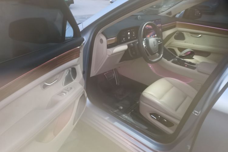 鸿蒙智行 问界M5 2022款 纯电后驱标准版中控内饰20