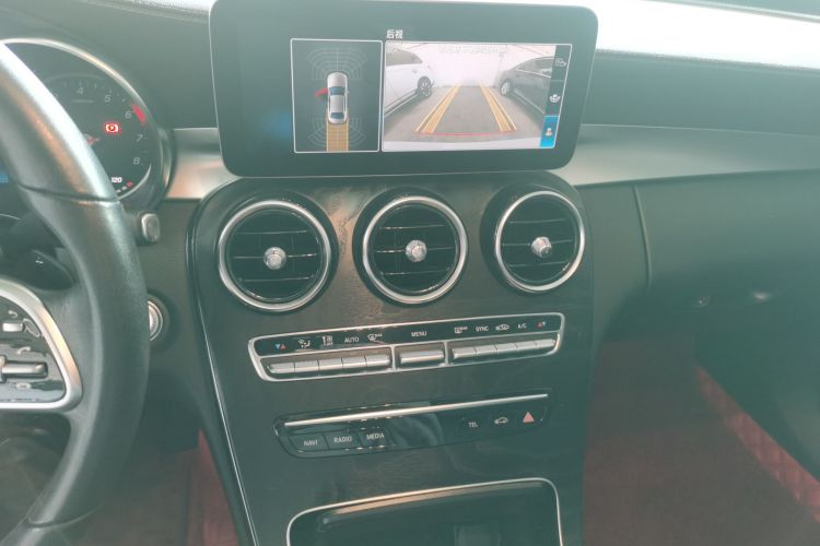 奔驰C级 2019款 C 180 L 时尚型运动版局部细节16